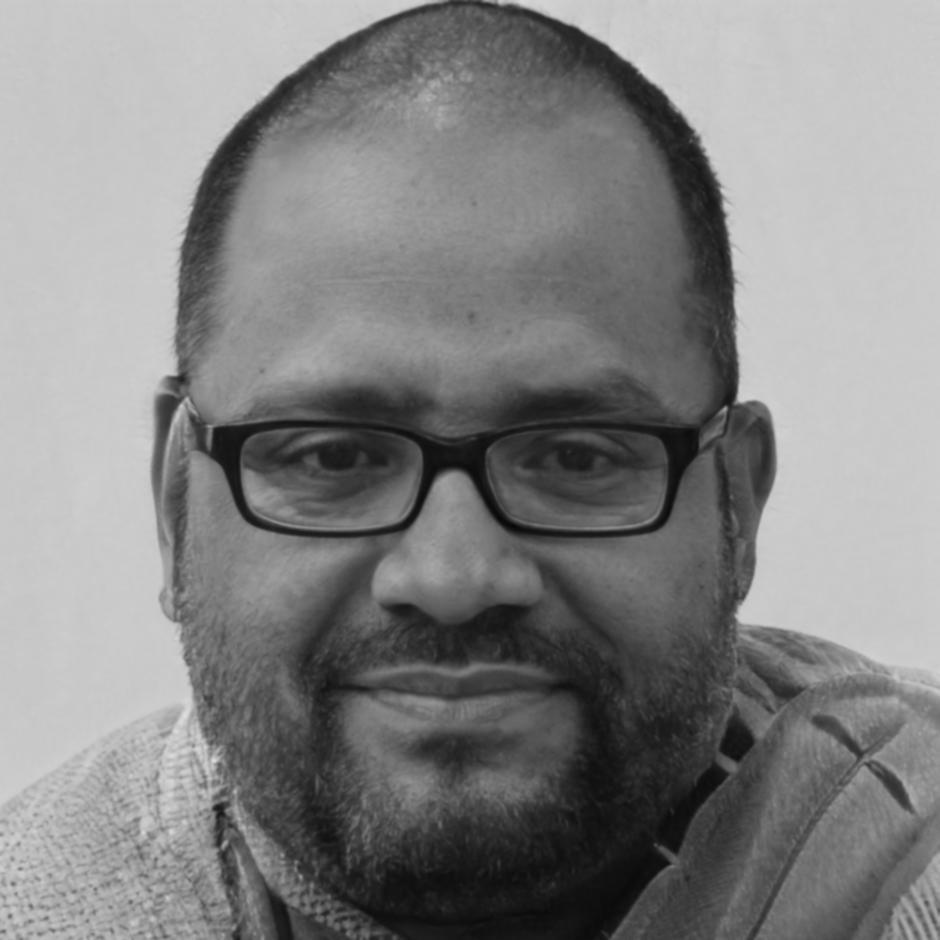 Dimitri Blackwood, Senior Business Consultant